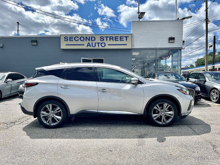 2019 NISSAN Murano