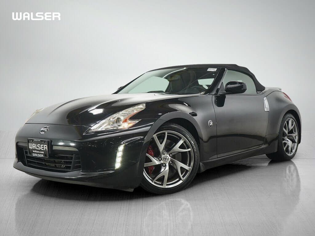 2014 NISSAN 370Z