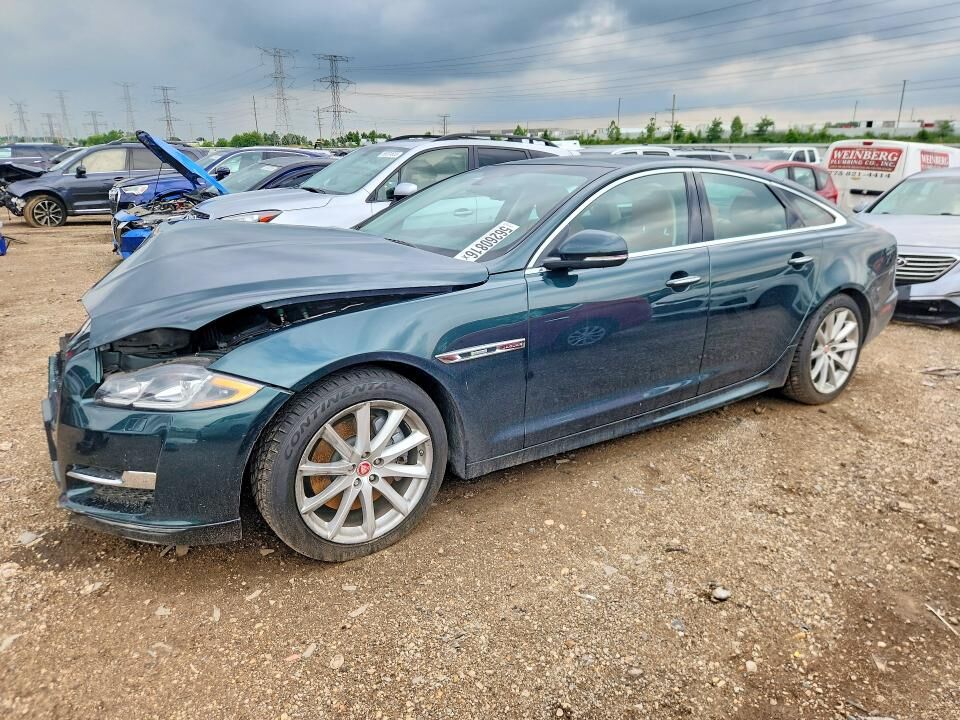 2017 JAGUAR XJ