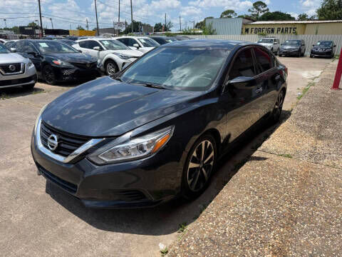 2017 NISSAN Altima