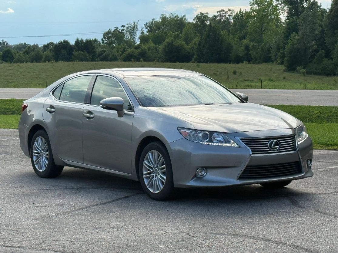 2015 LEXUS ES