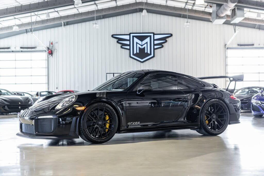 2019 PORSCHE 911