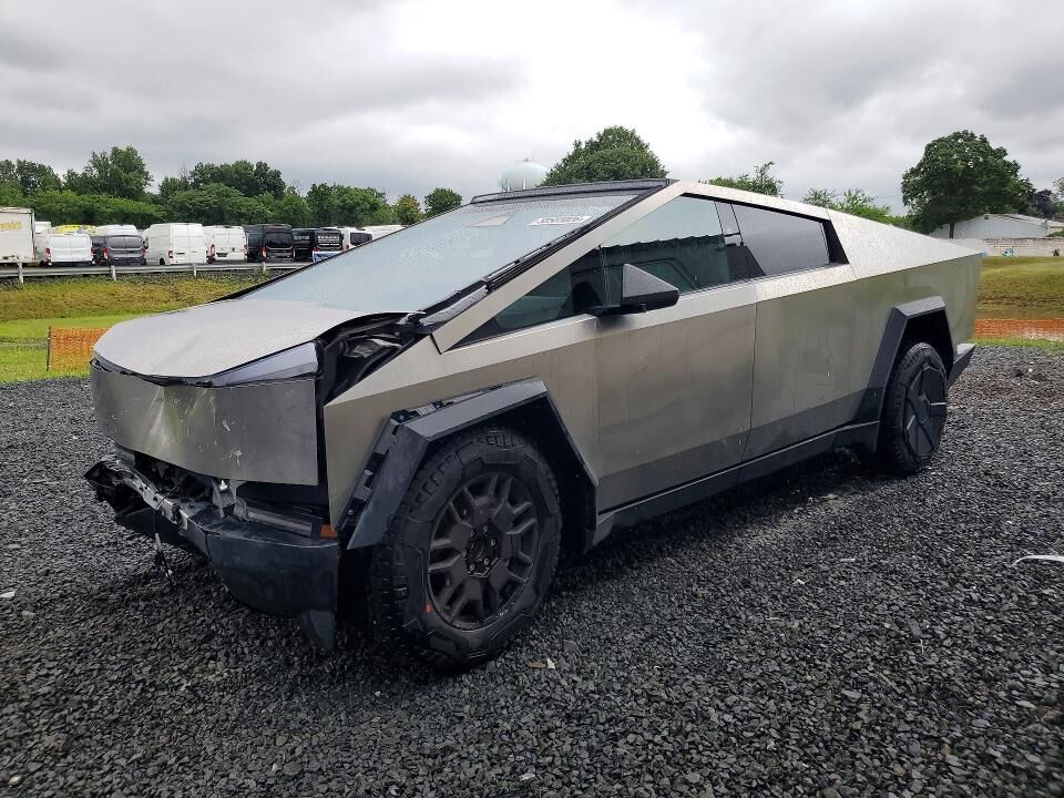 2024 TESLA Cybertruck