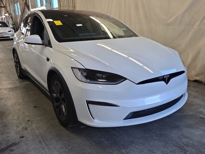 2024 TESLA Model X