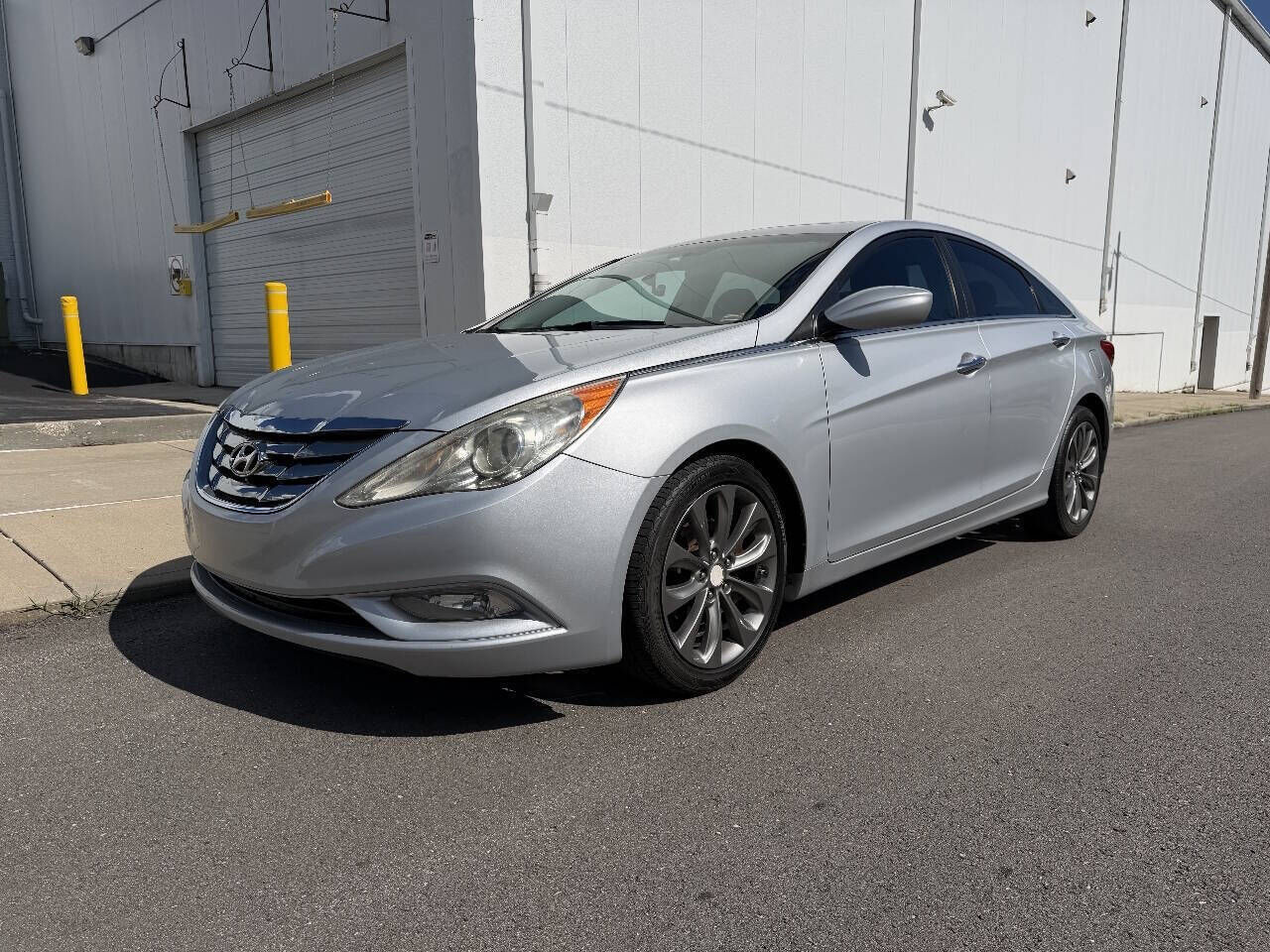 2011 HYUNDAI Sonata