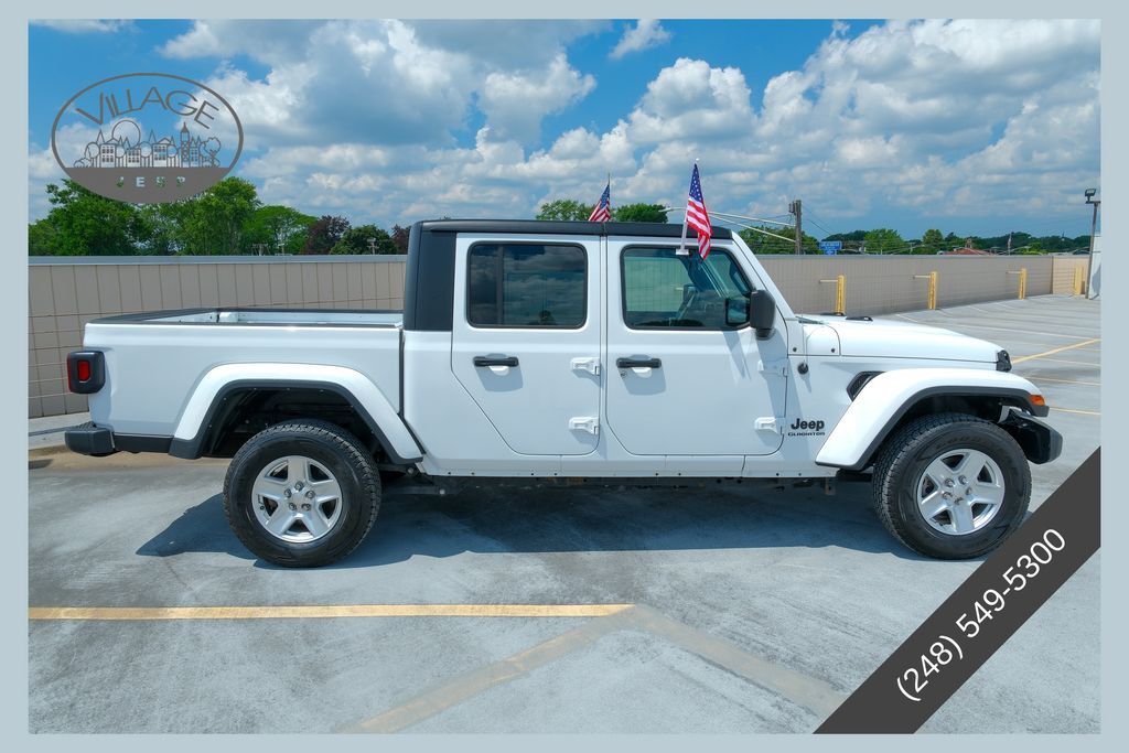 2022 JEEP Gladiator