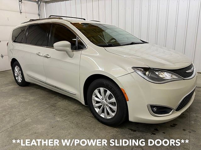 2019 CHRYSLER Pacifica
