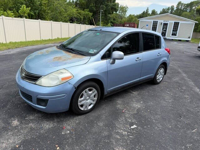 2011 NISSAN Versa
