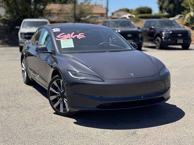 2024 TESLA Model 3