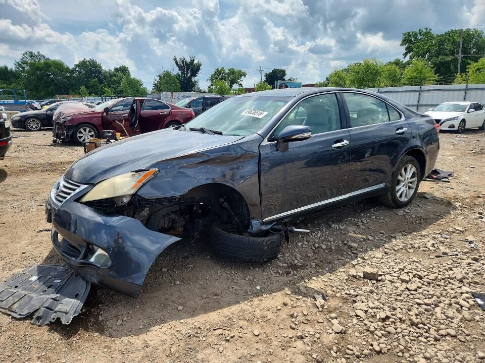 2011 LEXUS ES