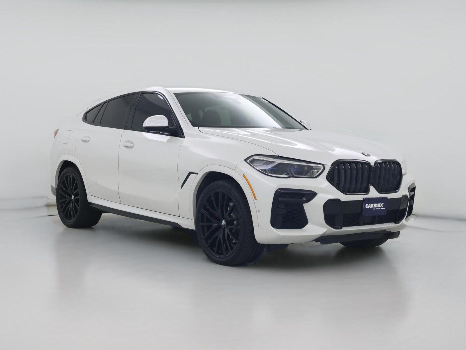 2022 BMW X6