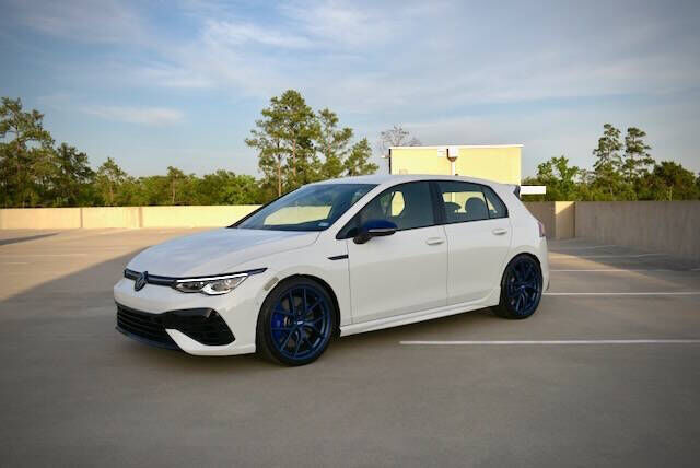 2023 VOLKSWAGEN Golf R