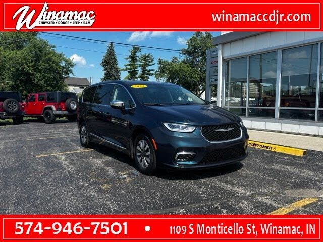 2023 CHRYSLER Pacifica