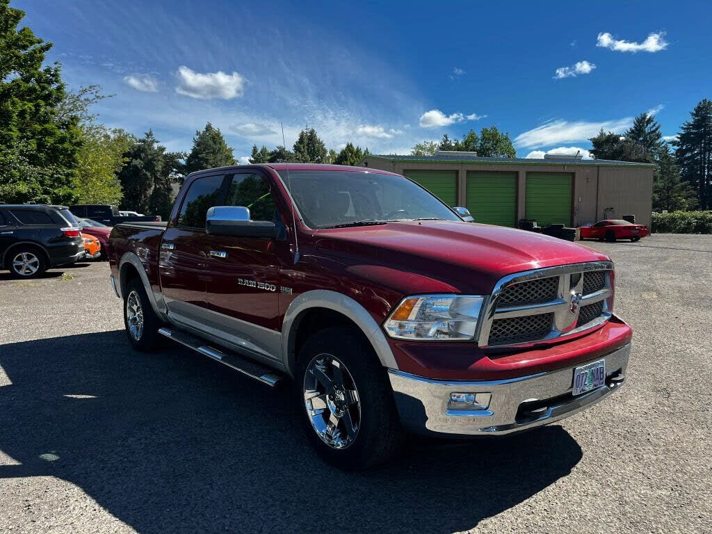 2011 DODGE Ram