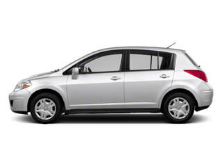 2011 NISSAN Versa