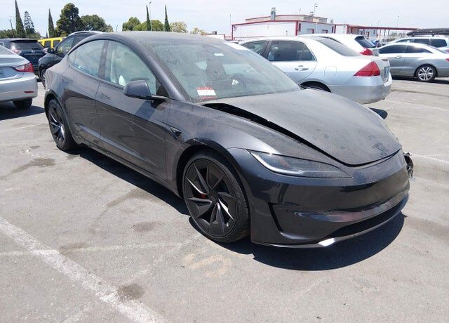 2026 TESLA Model 3