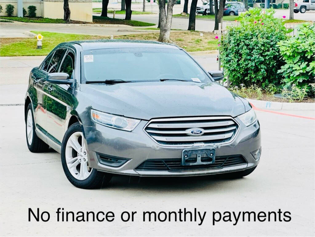 2015 FORD Taurus
