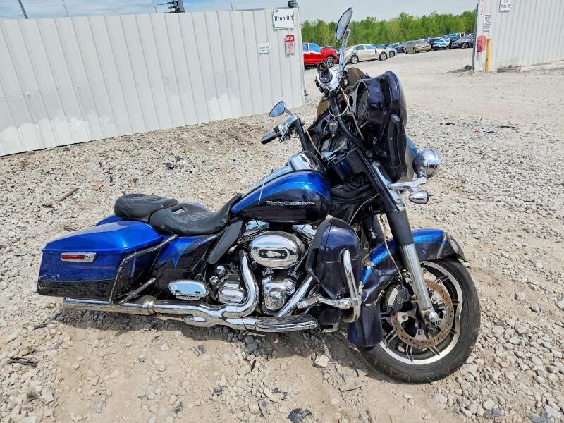 2014 HARLEY DAVIDSON CVO Electra Glide Ultra Limited