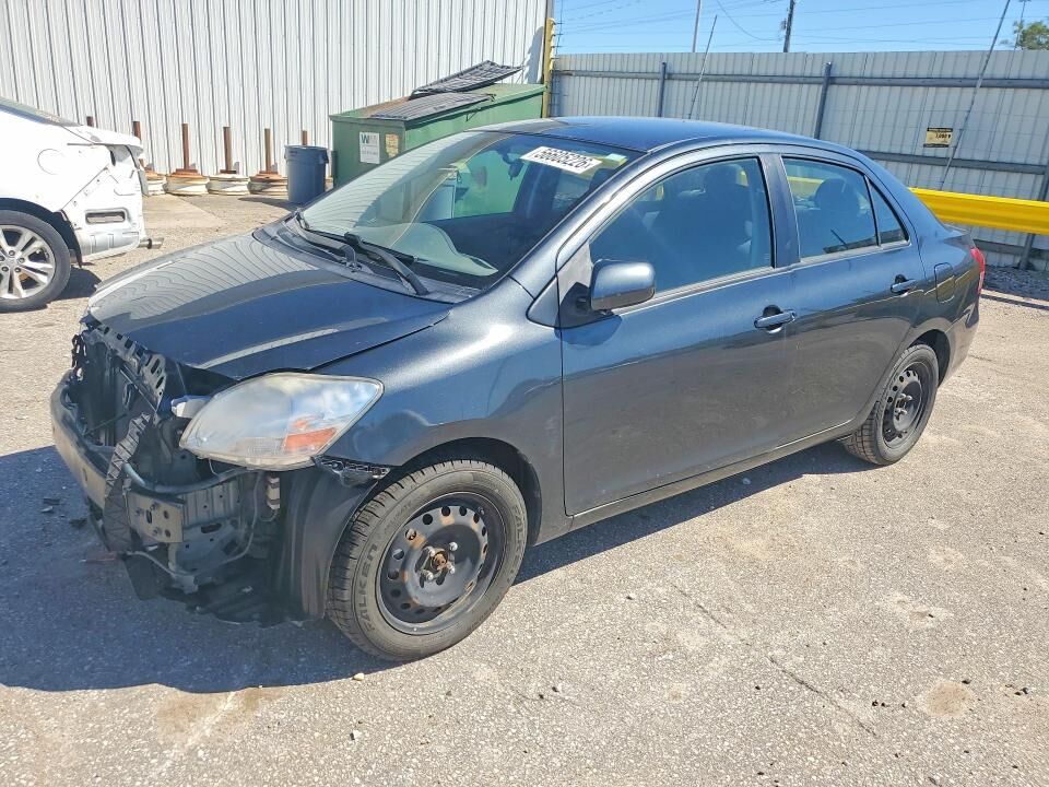 2012 TOYOTA Yaris