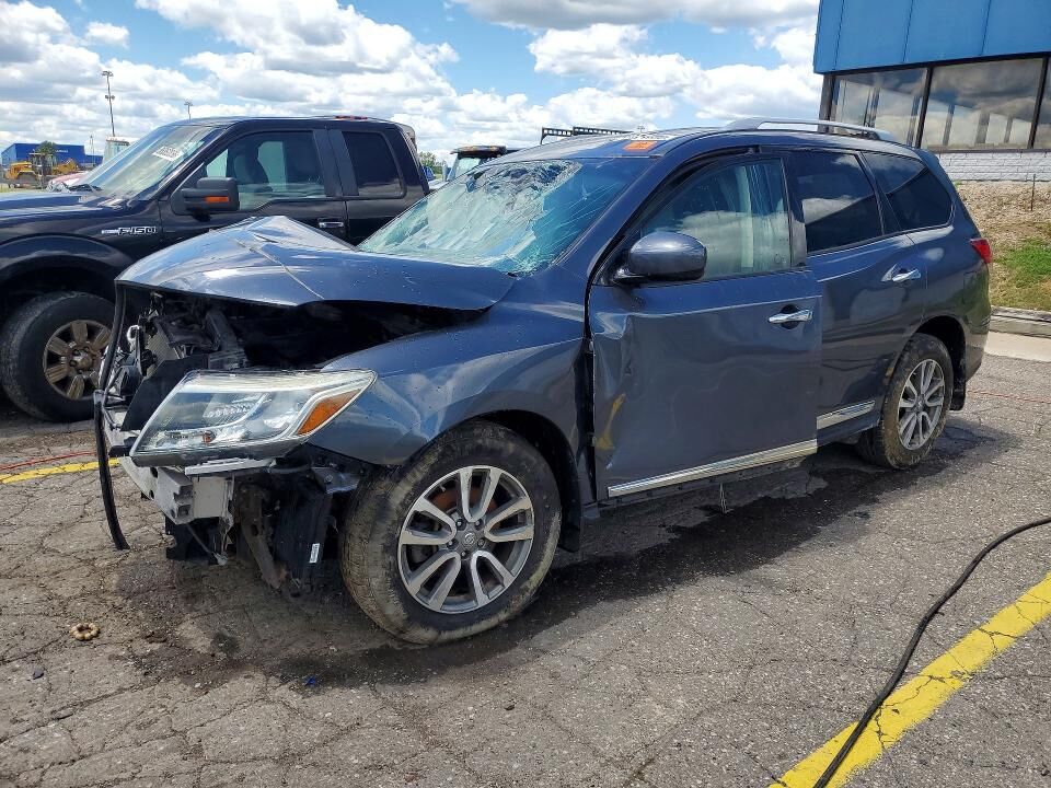 2014 NISSAN Pathfinder