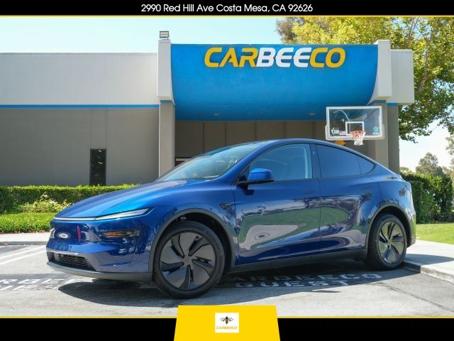 2026 TESLA Model Y