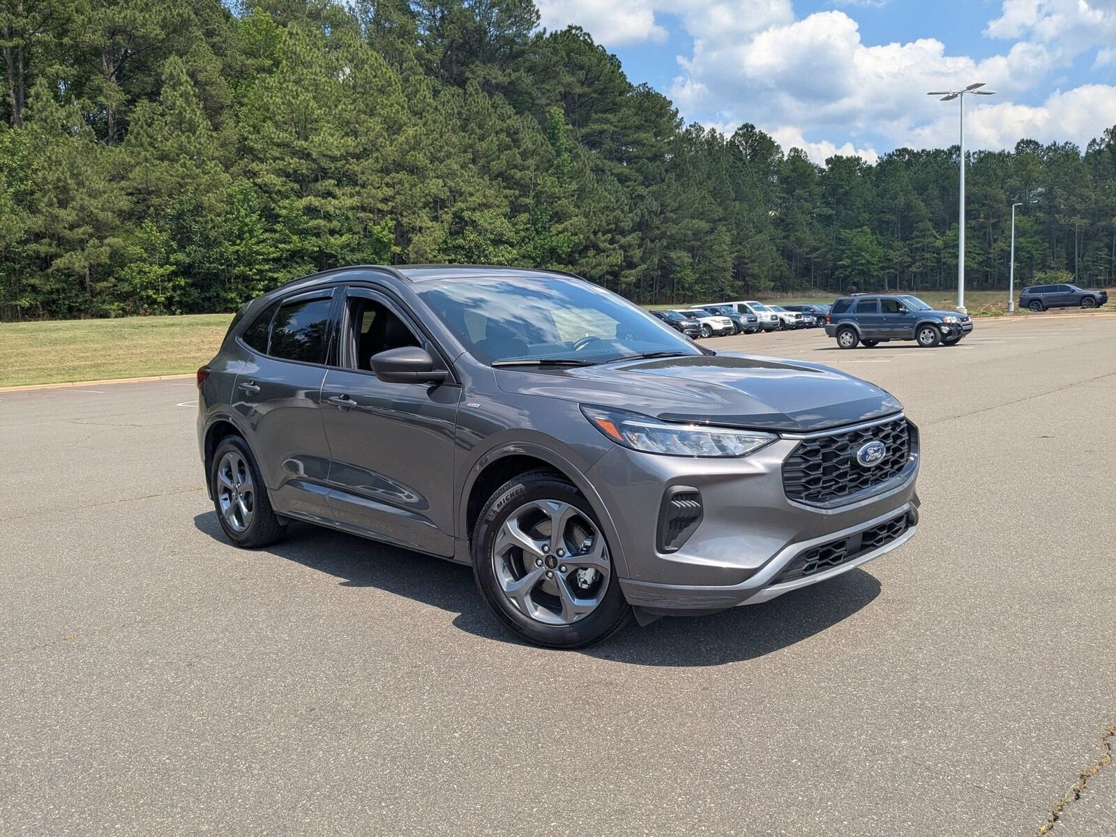 2024 FORD Escape