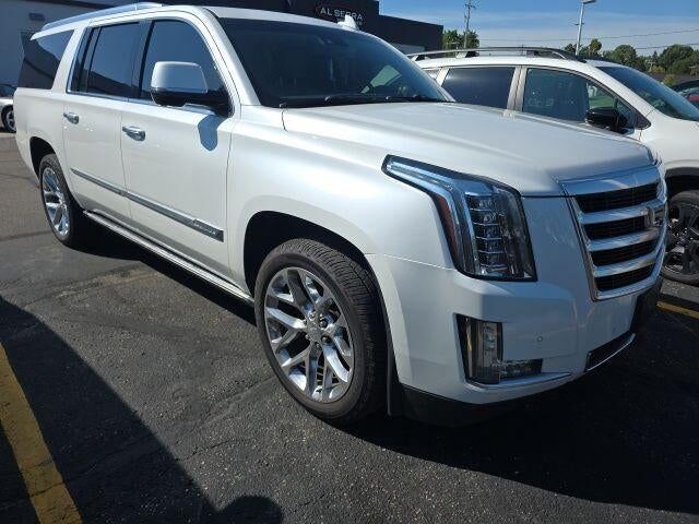 2016 CADILLAC Escalade