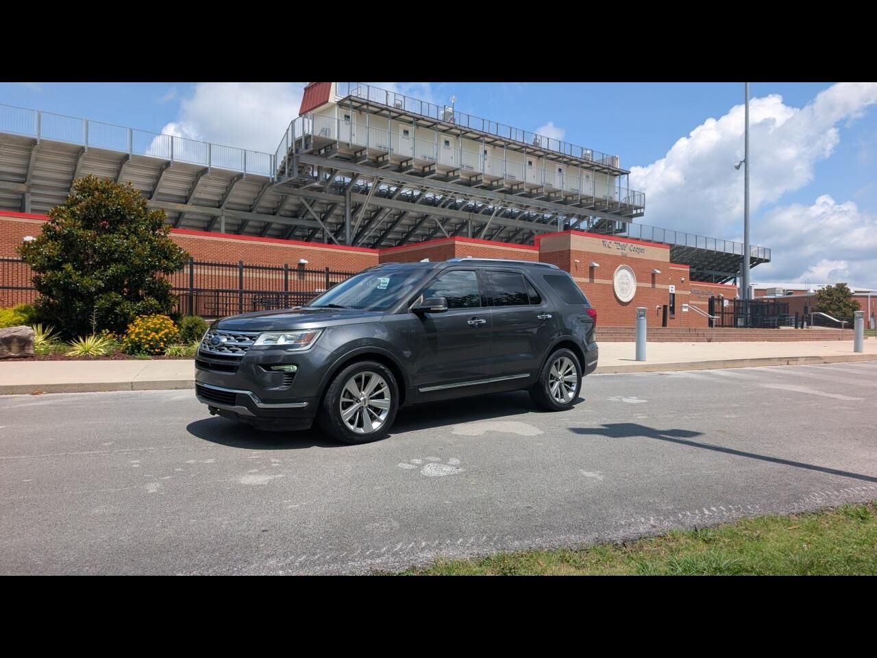 2019 FORD Explorer
