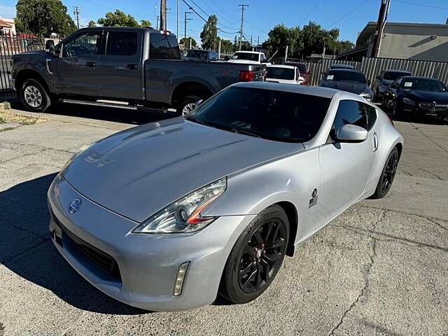 2013 NISSAN 370Z