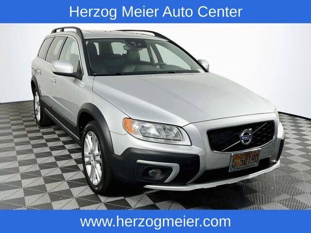 2016 VOLVO XC70