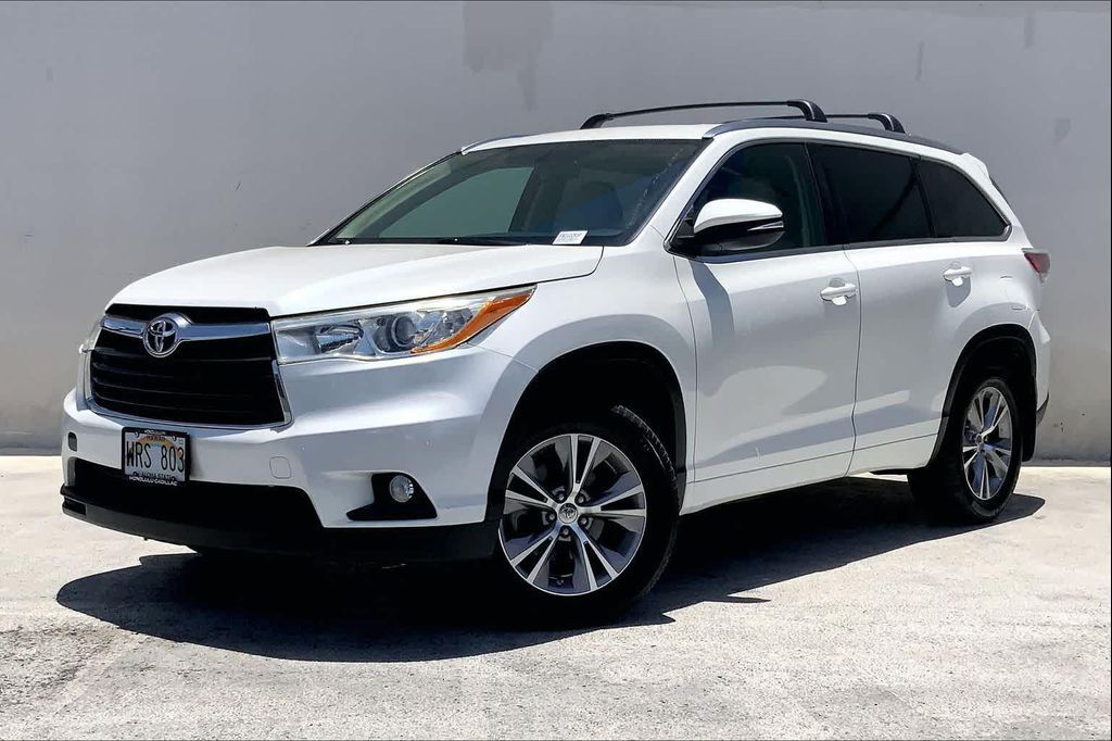 2014 TOYOTA Highlander