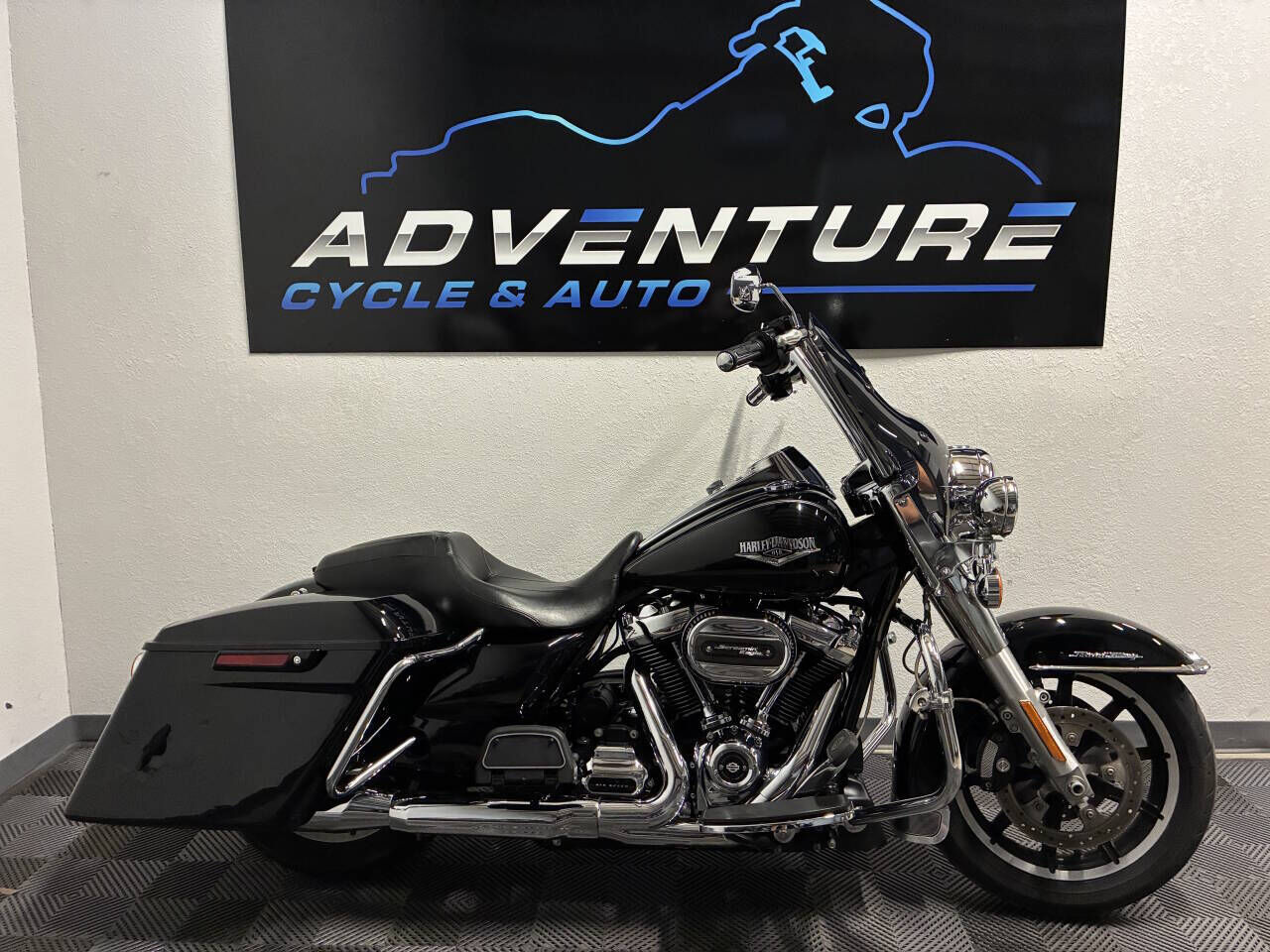 2017 HARLEY DAVIDSON FLHR / Road King