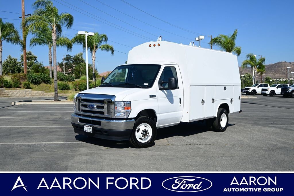 2023 FORD E-350