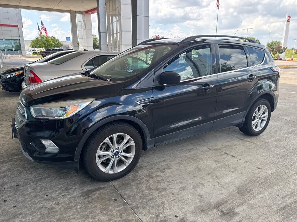 2018 FORD Escape