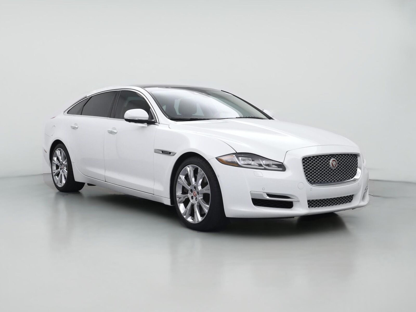 2019 JAGUAR XJ