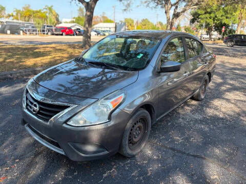 2016 NISSAN Versa