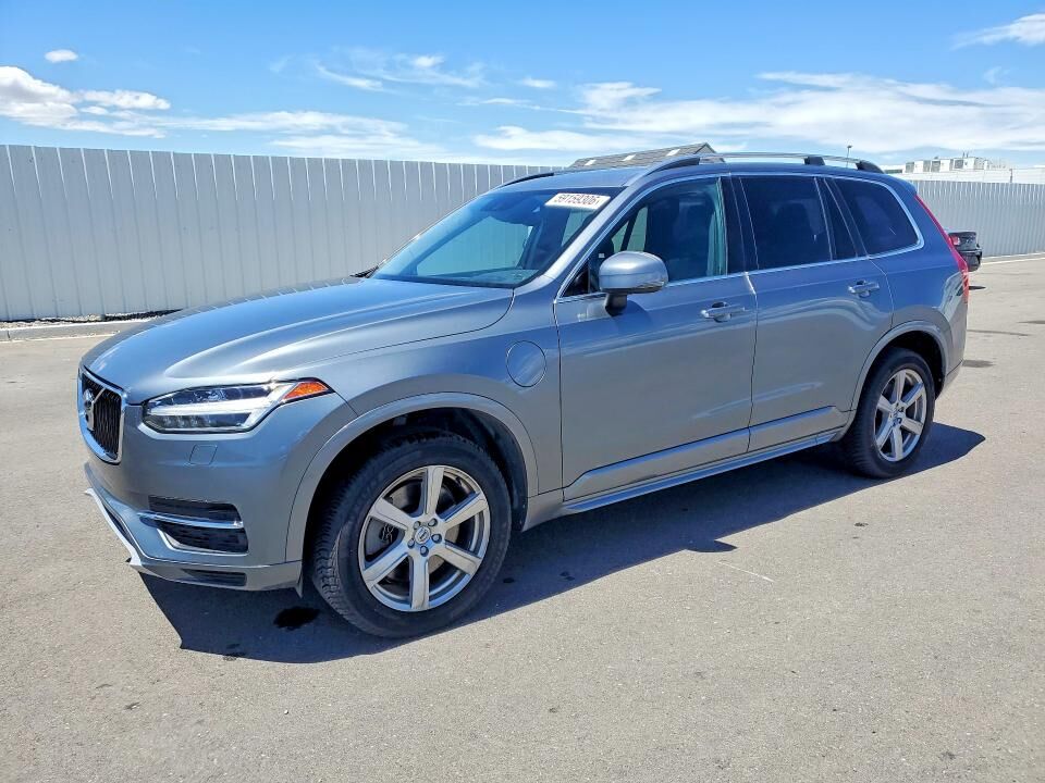 2016 VOLVO XC90