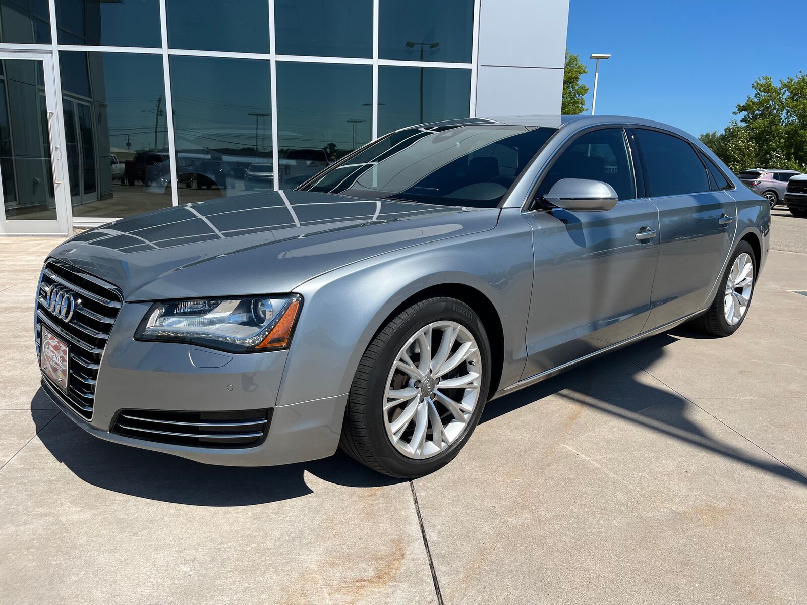 2012 AUDI A8