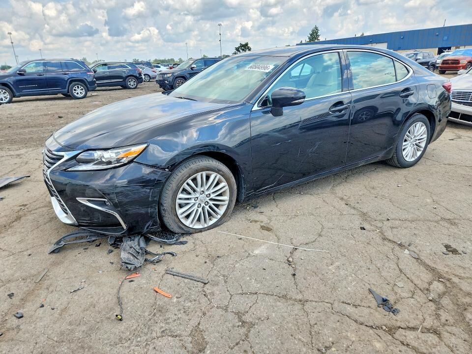 2016 LEXUS ES