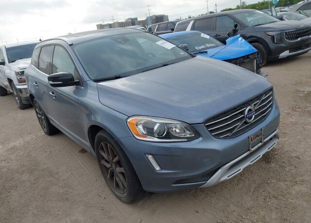 2017 VOLVO XC60