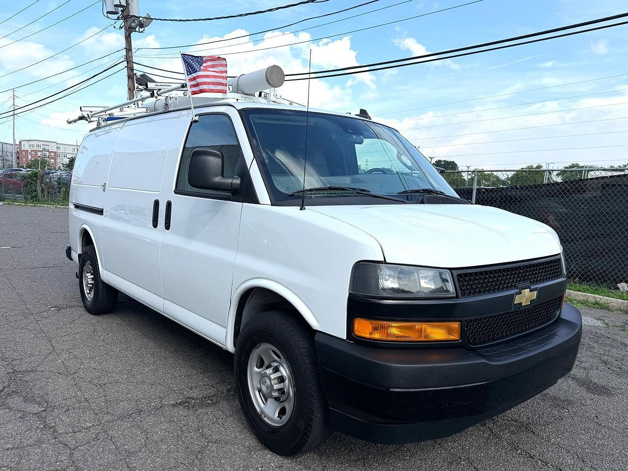 2020 CHEVROLET Express