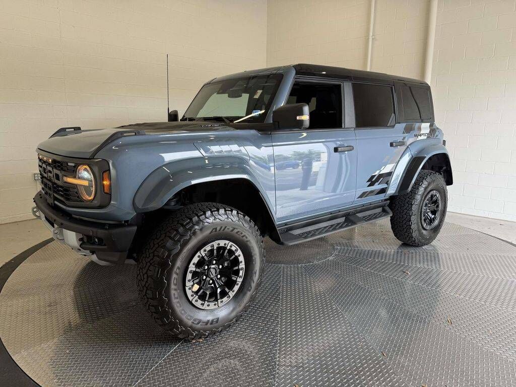 2024 FORD Bronco