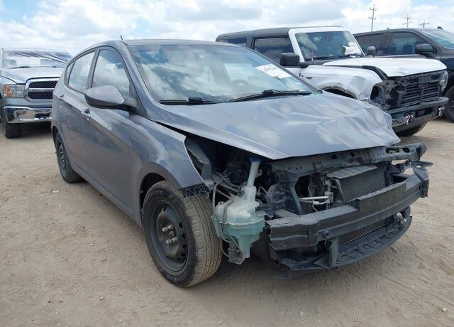 2016 HYUNDAI Accent