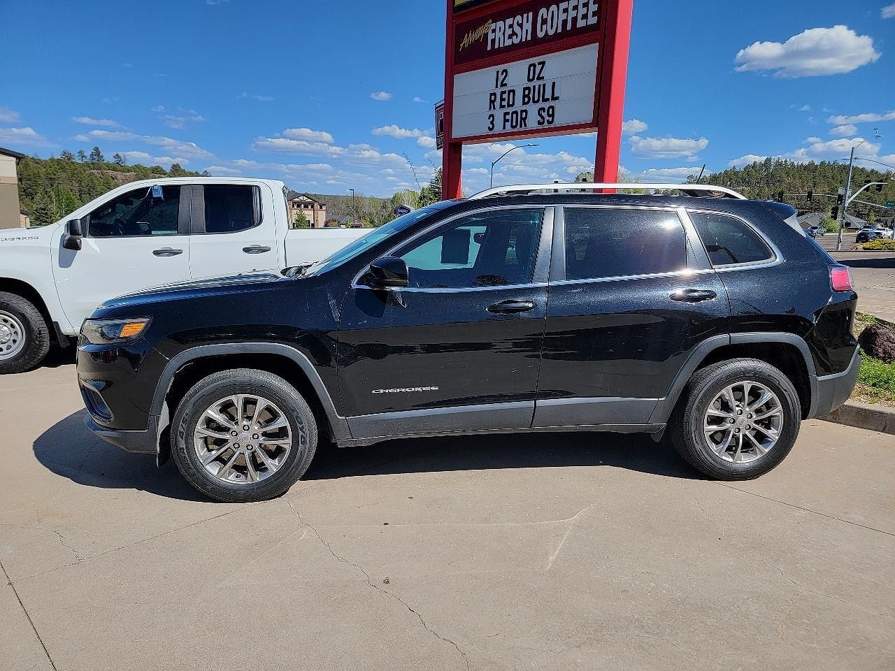 2020 JEEP Cherokee
