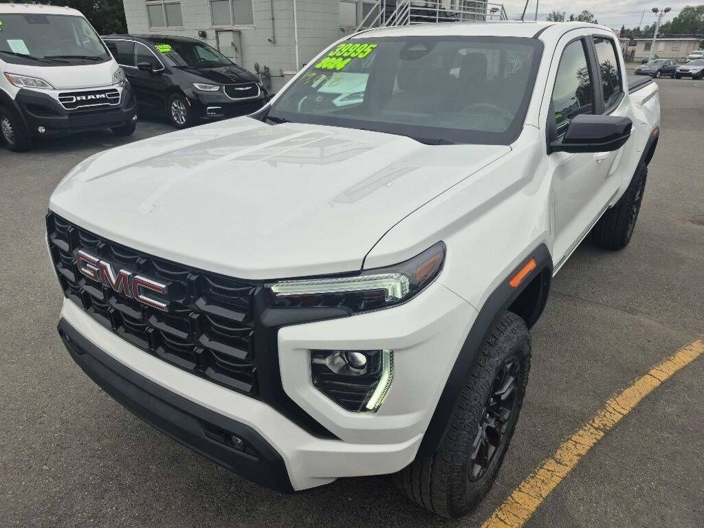 2024 GMC Canyon