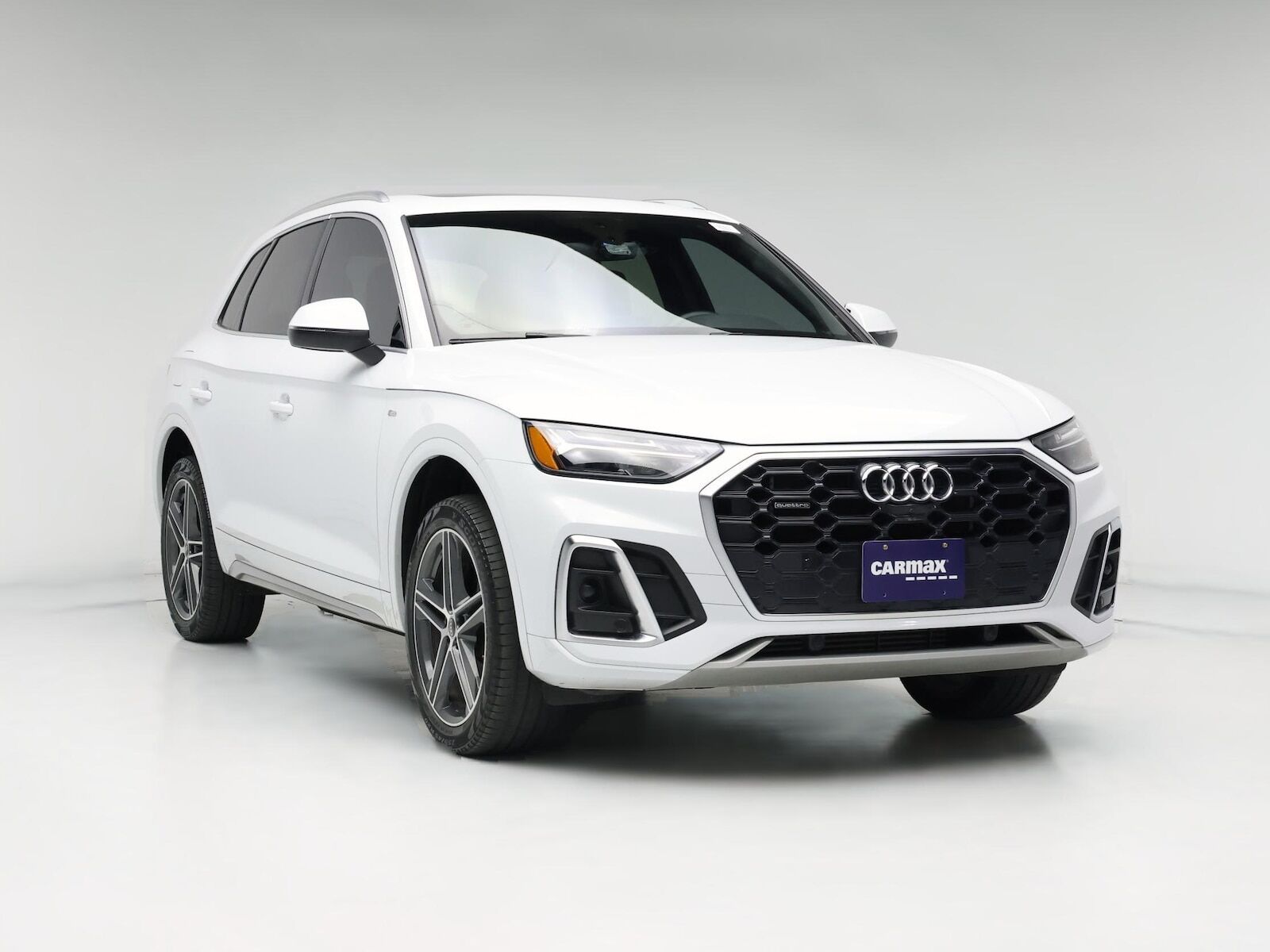 2023 AUDI Q5 e