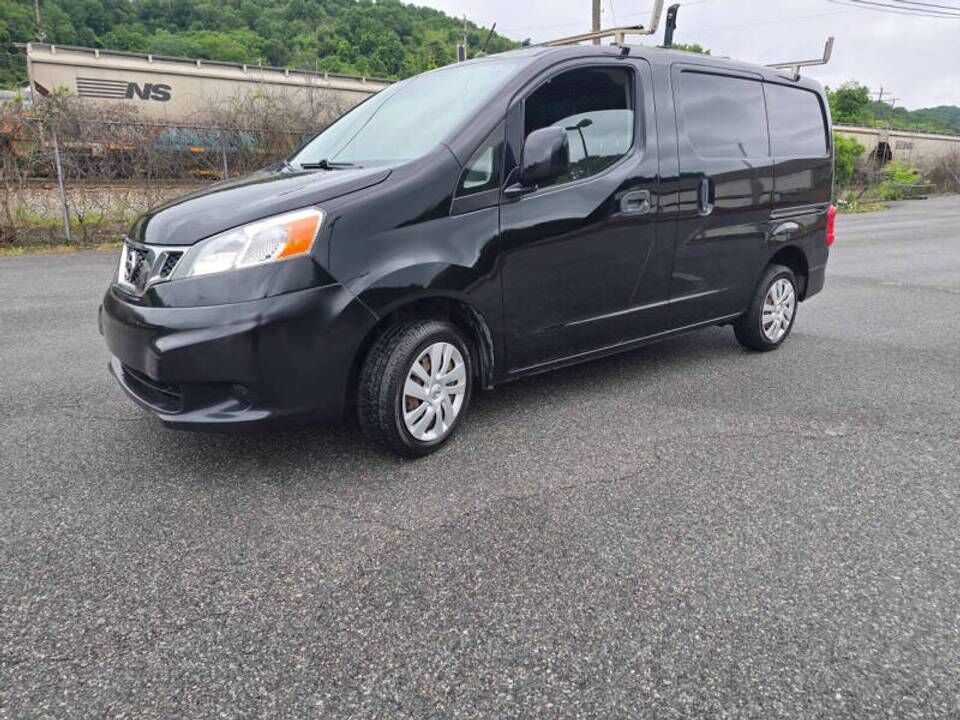 2018 NISSAN NV200