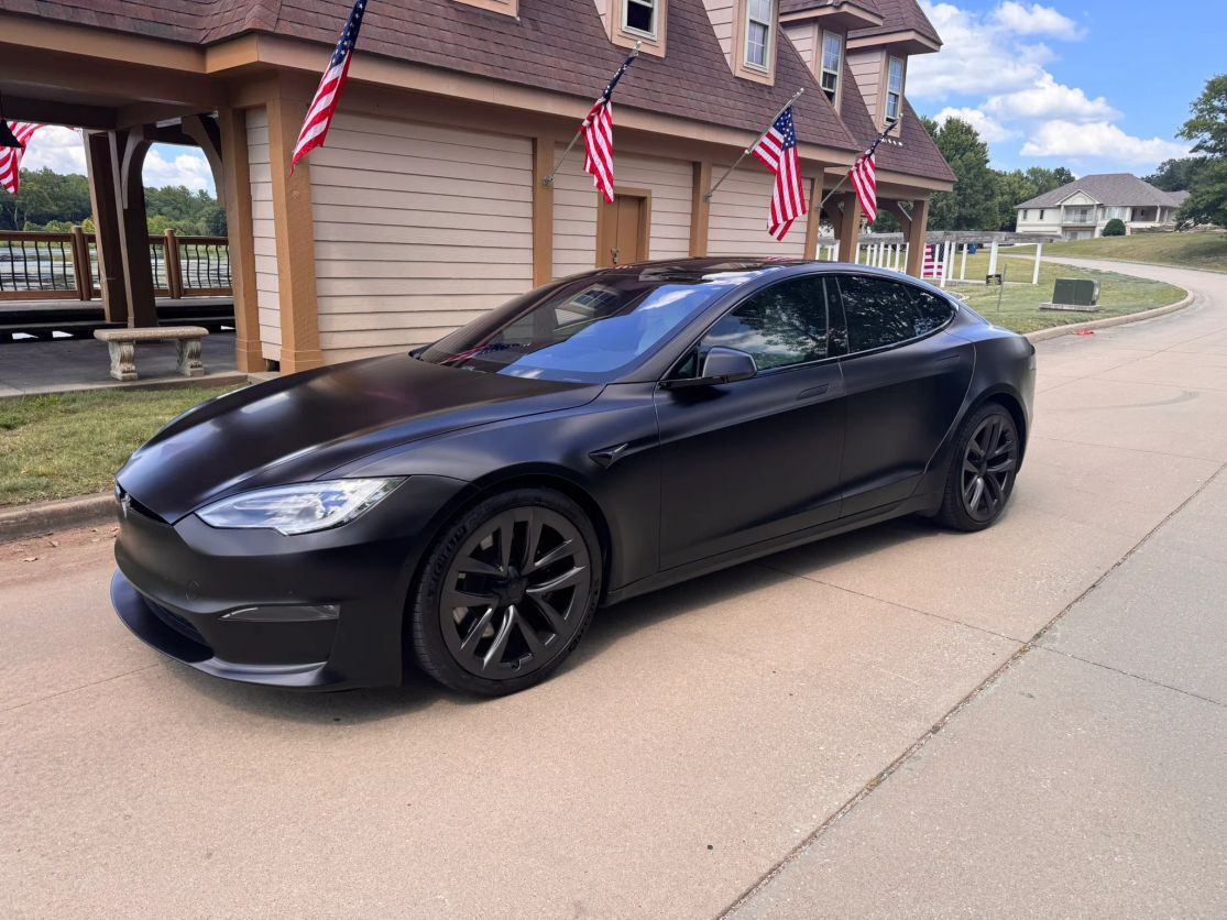 2021 TESLA Model S