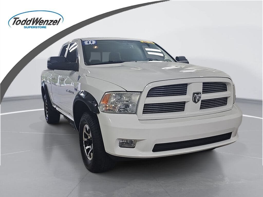 2011 DODGE Ram