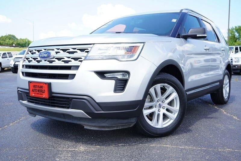 2019 FORD Explorer